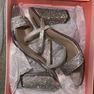 Nina Rhinestone True Silver Sanchia Heels Sz 7
